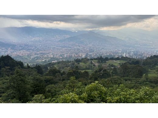 ‏קרקע ב  Envigado, Departamento de Antioquia