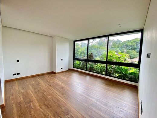 Piso / Apartamento en Medellín, Departamento de Antioquia