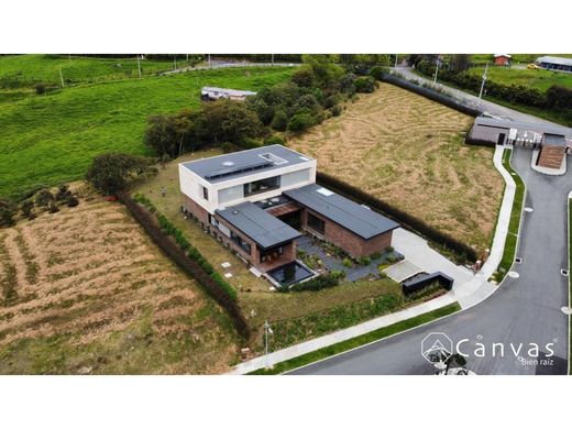 Country House in Envigado, Departamento de Antioquia