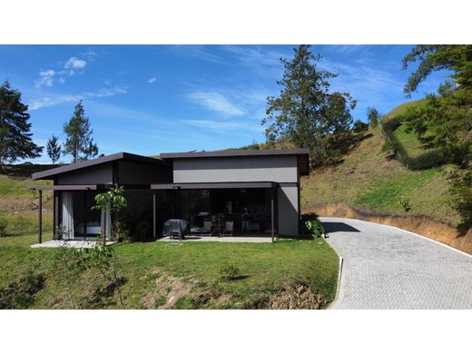 Luksusowy dom w Retiro, Departamento de Antioquia