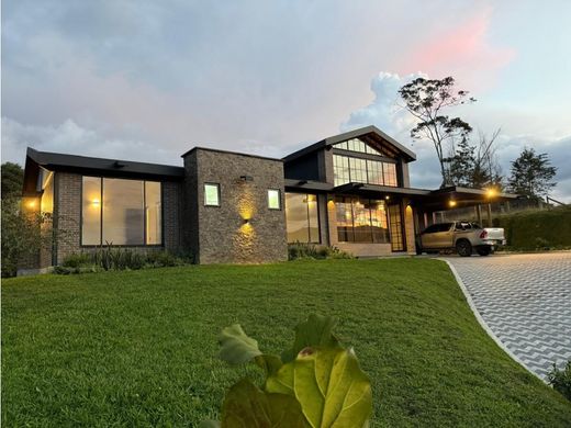 Country House in Retiro, Departamento de Antioquia