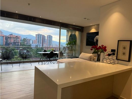 Apartment / Etagenwohnung in Medellín, Departamento de Antioquia