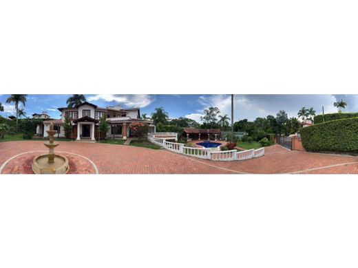 郊区住宅  Pereira, Departamento de Risaralda