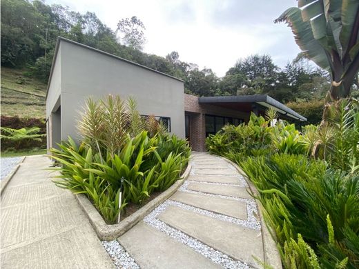 Casa de campo en Marinilla, Departamento de Antioquia