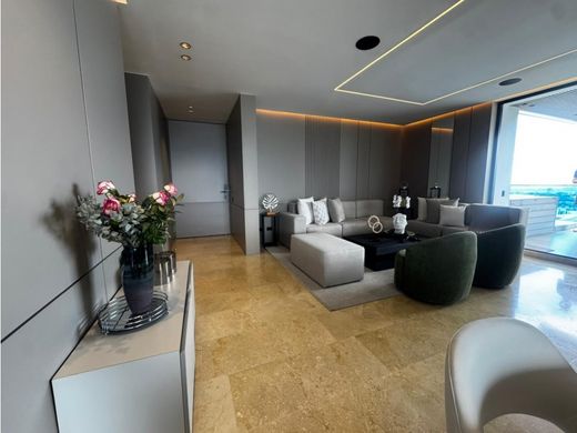 Apartment / Etagenwohnung in Pereira, Departamento de Risaralda