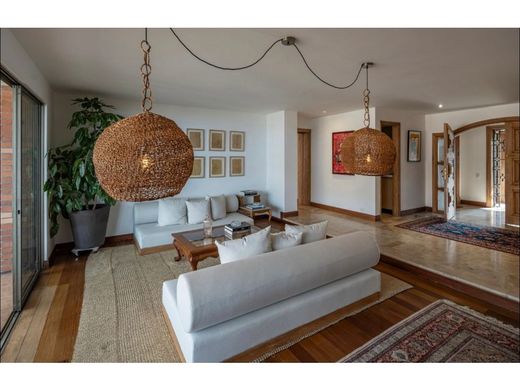 Apartment / Etagenwohnung in Medellín, Departamento de Antioquia