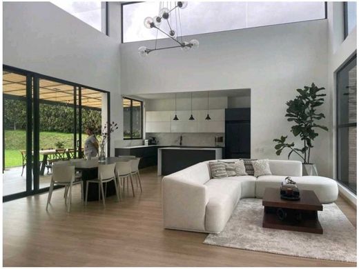 Загородный Дом, Envigado, Departamento de Antioquia