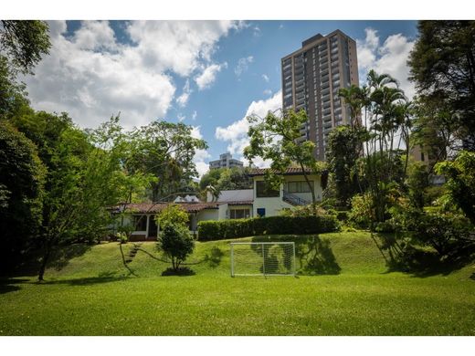 호화 저택 / 메데인, Medellín