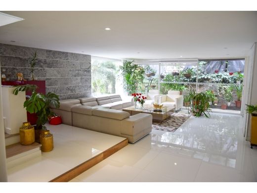 Envigado, Departamento de Antioquiaの高級住宅