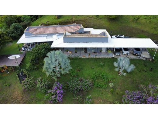 Farmhouse in Girardota, Departamento de Antioquia