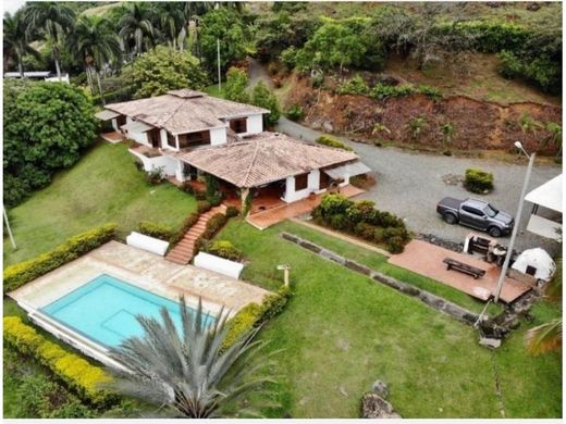 Farmhouse in San Jerónimo, Departamento de Antioquia