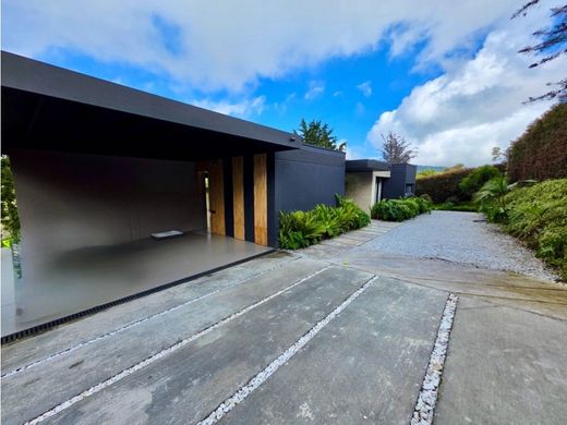 Πολυτελή κατοικία σε Μεδεγίν, Medellín