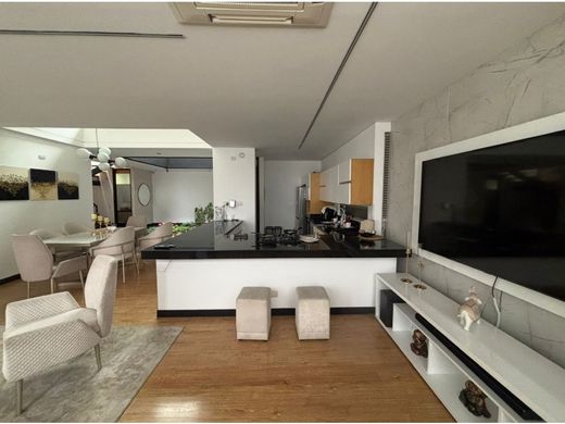 منزل ﻓﻲ ميديلين, Medellín