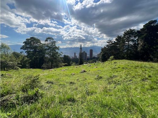 Terreno en Medellín, Departamento de Antioquia