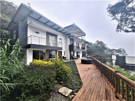 Country House in Sabaneta, La Estrella