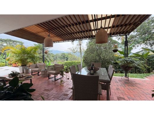 Luxus-Haus in Cali, Departamento del Valle del Cauca