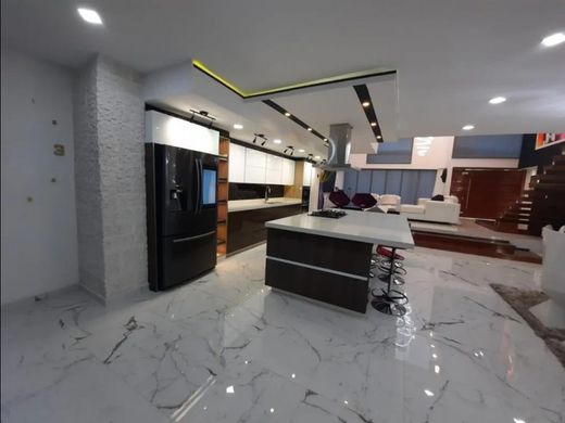 Luxury home in Santiago de Cali, Cali