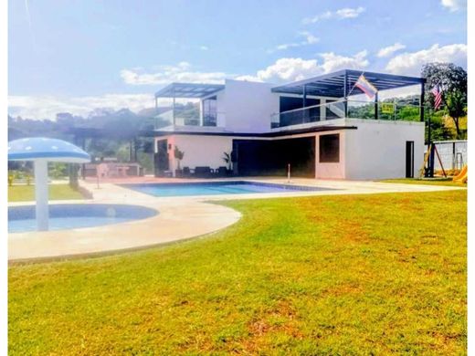 ‏בתים כפריים או חוות ב  San Jerónimo, Departamento de Antioquia