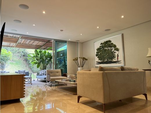 Luxus-Haus in Envigado, Departamento de Antioquia