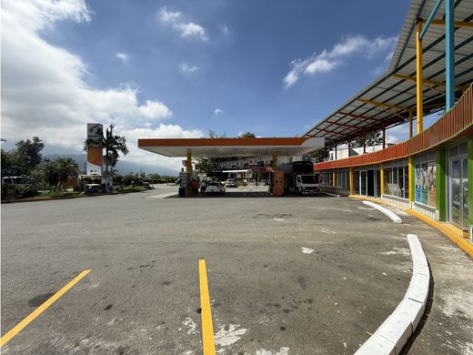 أرض ﻓﻲ Calarcá, Calarca