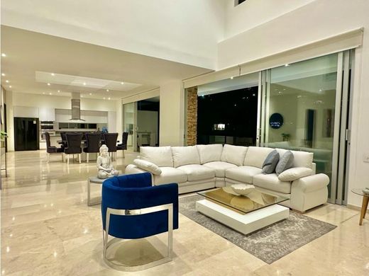 منزل ﻓﻲ ميديلين, Medellín