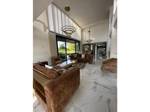 Εξοχική κατοικία σε Pereira, Departamento de Risaralda