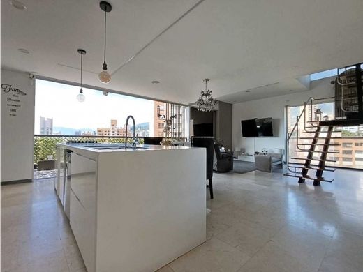 Piso / Apartamento en Medellín, Departamento de Antioquia