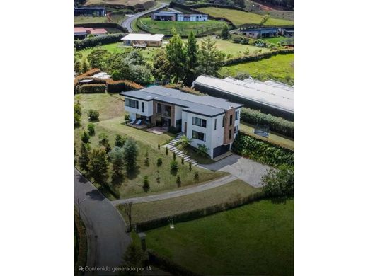 Luxus-Haus in La Ceja, Departamento de Antioquia