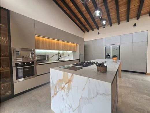 Πολυτελή κατοικία σε Guarne, Departamento de Antioquia