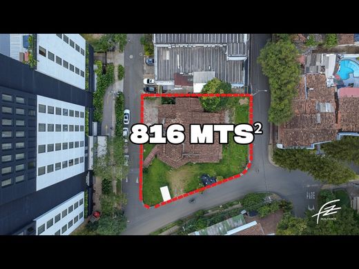 Αγροτεμάχιο σε Μεδεγίν, Medellín