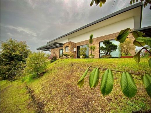 Casa de campo - La Ceja, Departamento de Antioquia