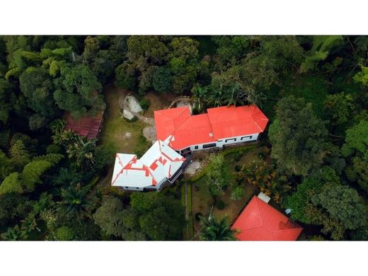 ‏בתים כפריים או חוות ב  Sasaima, Departamento de Cundinamarca