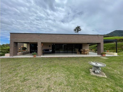 منزل ﻓﻲ La Ceja, Departamento de Antioquia