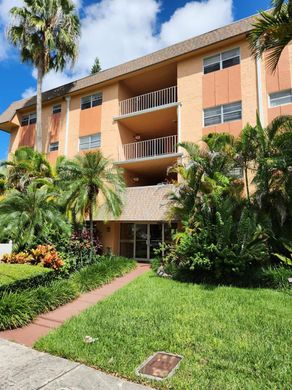Residential complexes in Miami, Miami-Dade