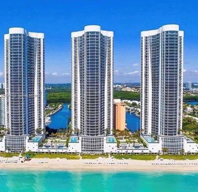 Жилой комплекс, Sunny Isles Beach, Miami-Dade County