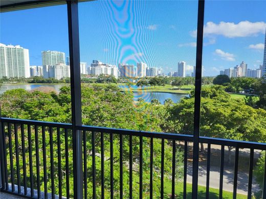 Жилой комплекс, Aventura, Miami-Dade County