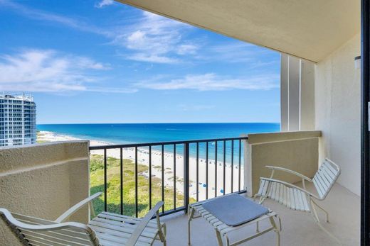 Residential complexes in Palm Beach Shores, Palm Beach