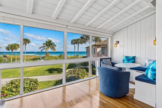 Residential complexes in Delray Beach, Palm Beach