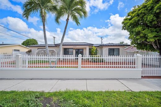 Villa - Miami, Miami-Dade County