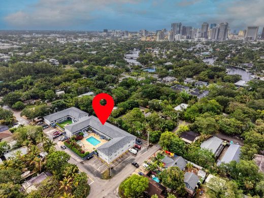 Residential complexes in Fort Lauderdale, Broward County