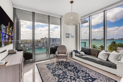 公寓楼  North Bay Village, Miami-Dade County