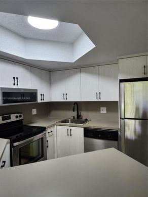 Complesso residenziale a Doral, Miami-Dade County