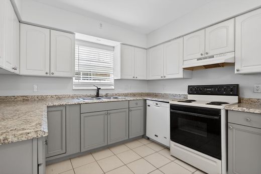 Complexes résidentiels à Deerfield Beach, Comté de Broward