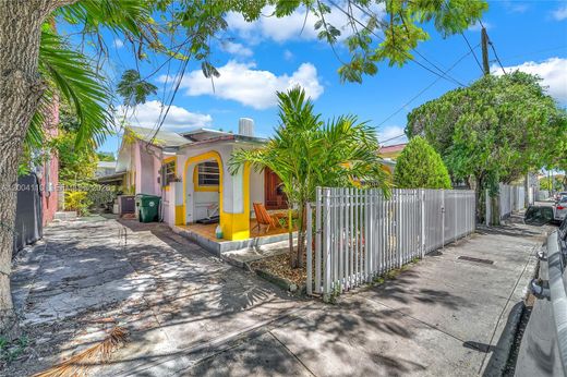 Villa in Miami, Miami-Dade County