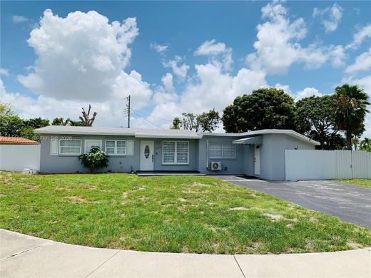 Villa in Miami Gardens, Miami-Dade
