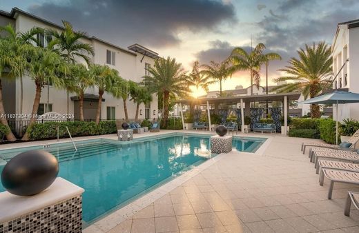 Residential complexes in Delray Beach, Palm Beach