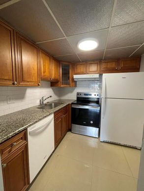 Residential complexes in Boca Raton, Palm Beach