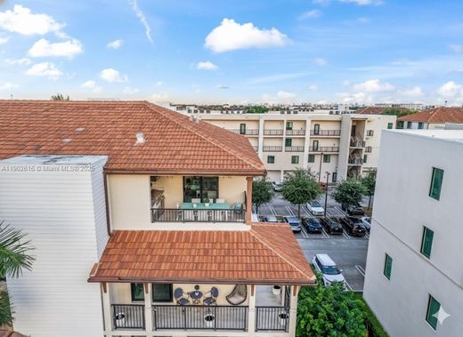 타운 하우스 / Doral, Miami-Dade County