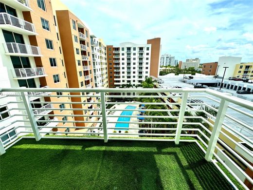 Жилой комплекс, Aventura, Miami-Dade County