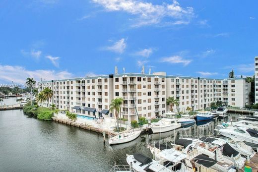 Complexes résidentiels à Miami, Comté de Miami-Dade